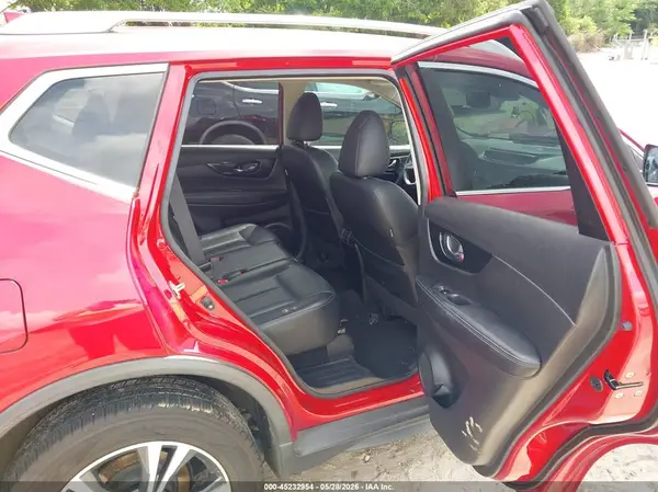 JN8AT2MT3HW406539 2017 NISSAN ROGUE - Image 8