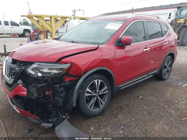 JN8AT2MT3HW407593 2017 NISSAN ROGUE - Image 2