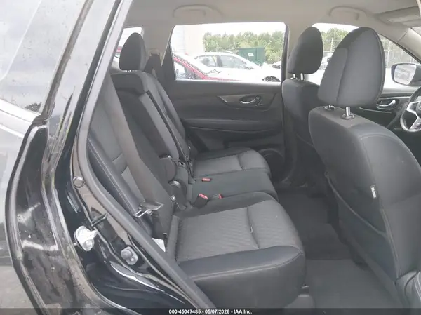 JN8AT2MT3HW407951 2017 NISSAN ROGUE - Image 8