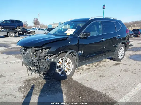 JN8AT2MT3JW451003 2018 NISSAN ROGUE - Image 2