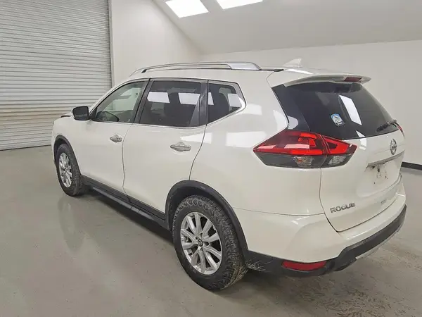 JN8AT2MT3JW453754 2018 NISSAN ROGUE - Image 2