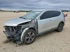 JN8AT2MT3JW454547 2018 NISSAN ROGUE