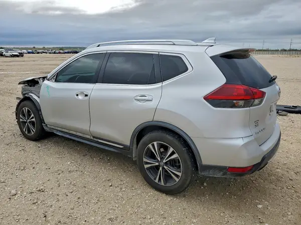JN8AT2MT3JW454547 2018 NISSAN ROGUE - Image 2
