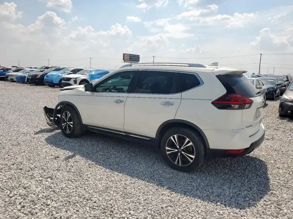 JN8AT2MT3JW455469 2018 NISSAN ROGUE - Image 2