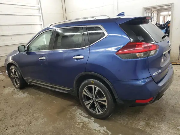 JN8AT2MT3JW457139 2018 NISSAN ROGUE - Image 2