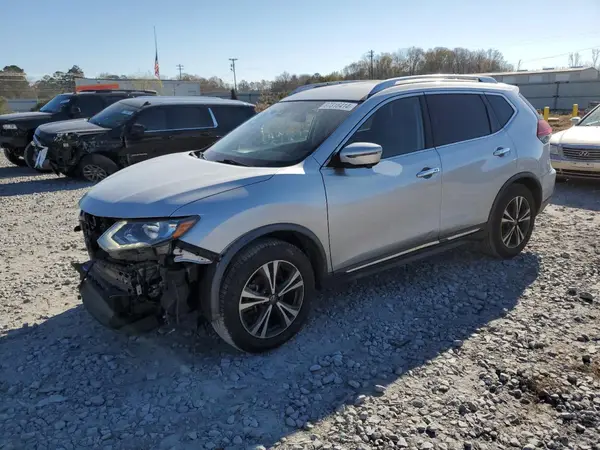 JN8AT2MT3JW465094 2018 NISSAN ROGUE - Image 1