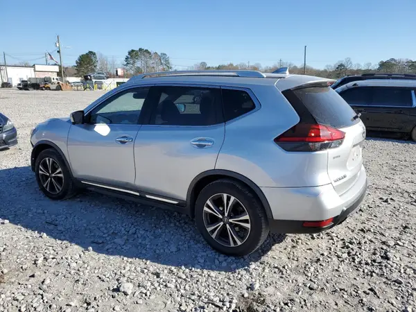 JN8AT2MT3JW465094 2018 NISSAN ROGUE - Image 2