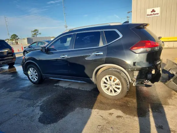 JN8AT2MT3JW468738 2018 NISSAN ROGUE - Image 2