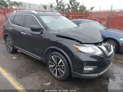 JN8AT2MT3JW486687 2018 NISSAN ROGUE