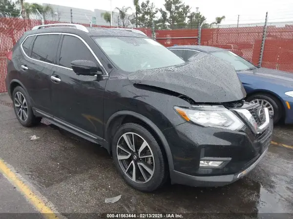 JN8AT2MT3JW486687 2018 NISSAN ROGUE - Image 1