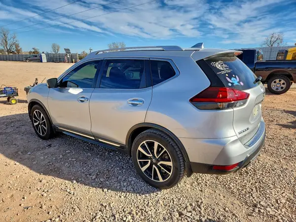JN8AT2MT3JW489895 2018 NISSAN ROGUE - Image 2