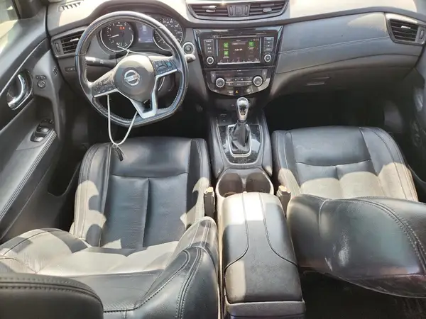 JN8AT2MT3JW489945 2018 NISSAN ROGUE - Image 8