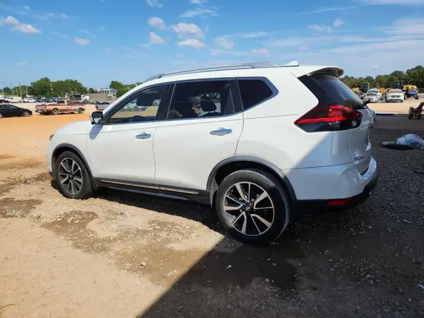 JN8AT2MT3JW491582 2018 NISSAN ROGUE - Image 2