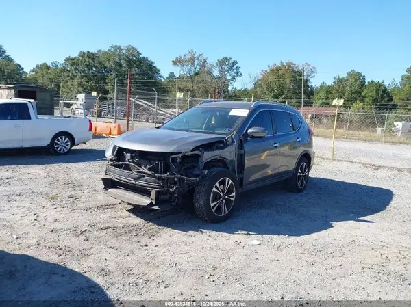 JN8AT2MT3KW253930 2019 NISSAN ROGUE - Image 2