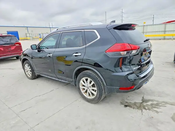 JN8AT2MT3KW258027 2019 NISSAN ROGUE - Image 2