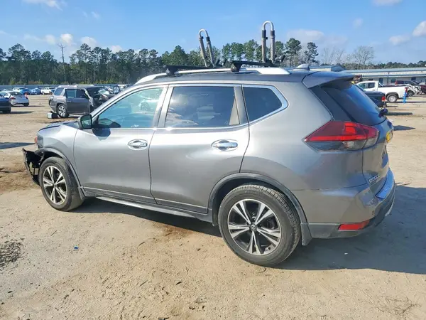 JN8AT2MT3KW258741 2019 NISSAN ROGUE - Image 2
