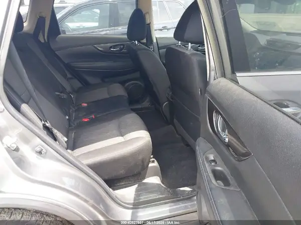 JN8AT2MT3KW259839 2019 NISSAN ROGUE - Image 8
