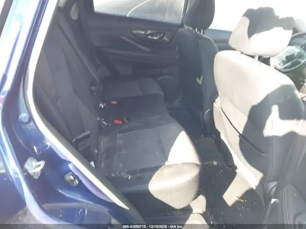 JN8AT2MT3KW261235 2019 NISSAN ROGUE - Image 8