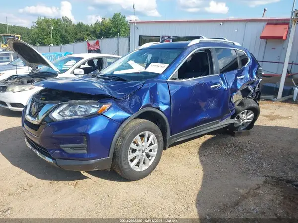 JN8AT2MT3KW261770 2019 NISSAN ROGUE - Image 2