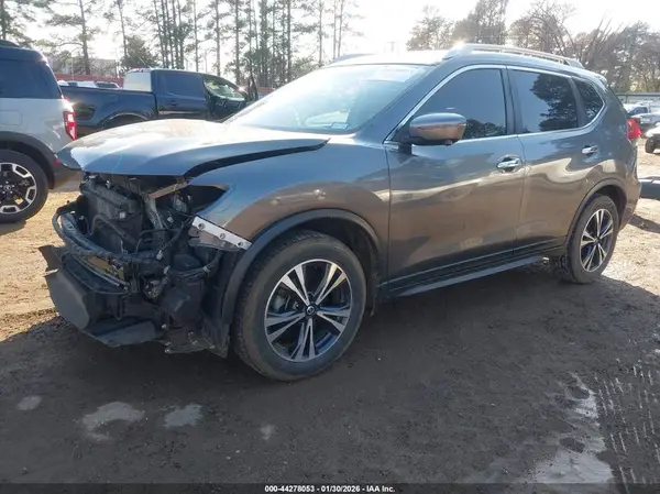 JN8AT2MT3KW265530 2019 NISSAN ROGUE - Image 2