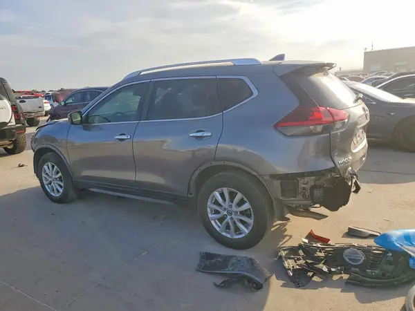 JN8AT2MT3KW502324 2019 NISSAN ROGUE - Image 2
