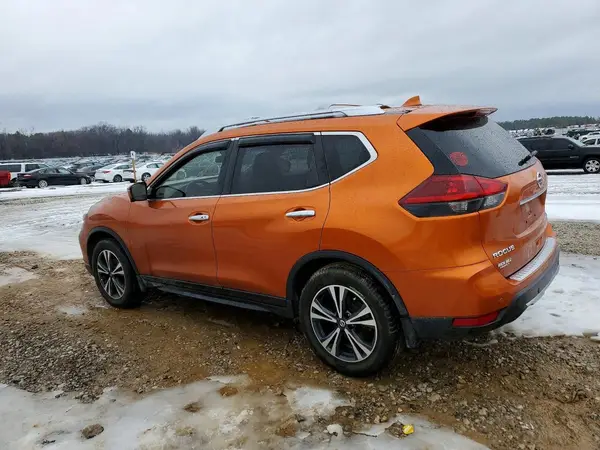 JN8AT2MT3KW504588 2019 NISSAN ROGUE - Image 2