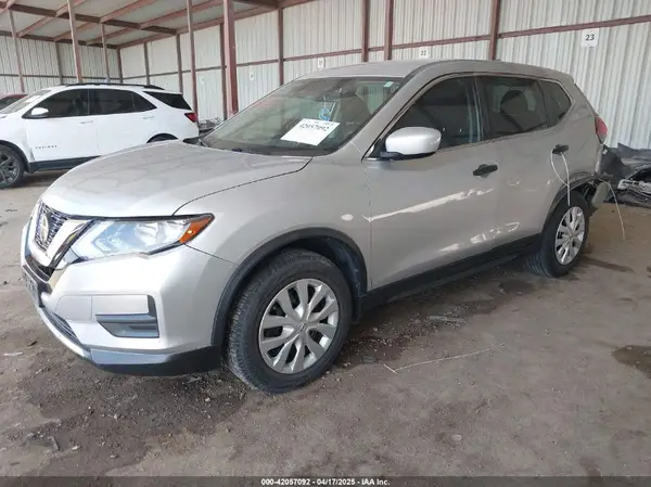JN8AT2MT3LW005520 2020 NISSAN ROGUE - Image 2