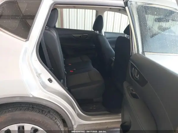 JN8AT2MT3LW005520 2020 NISSAN ROGUE - Image 8
