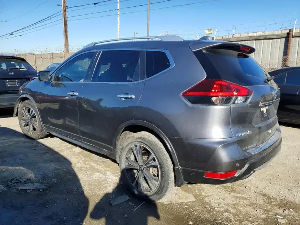 JN8AT2MT3LW016100 2020 NISSAN ROGUE - Image 2