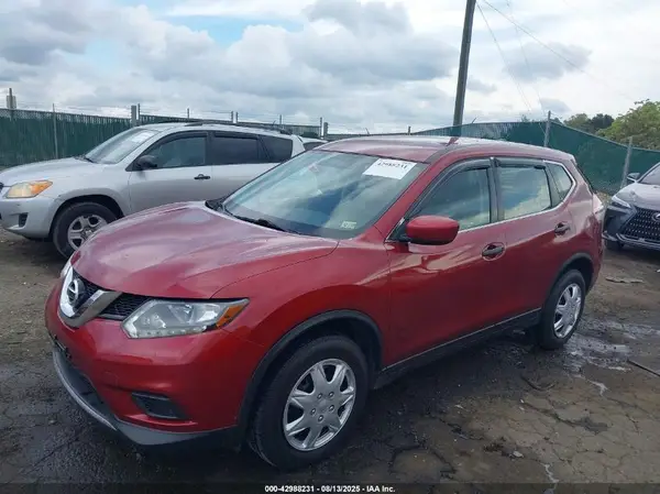 JN8AT2MT4GW008206 2016 NISSAN ROGUE - Image 2