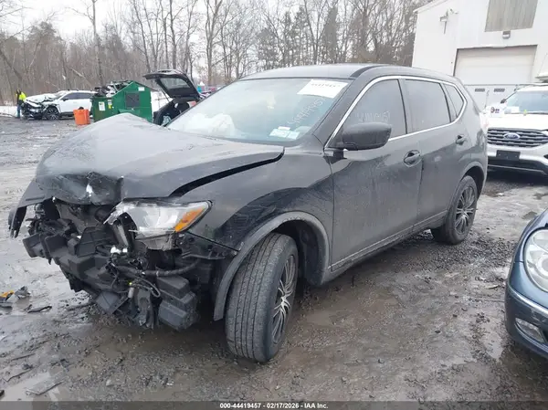 JN8AT2MT4GW010313 2016 NISSAN ROGUE - Image 2