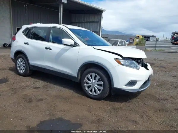 JN8AT2MT4GW018038 2016 NISSAN ROGUE - Image 1