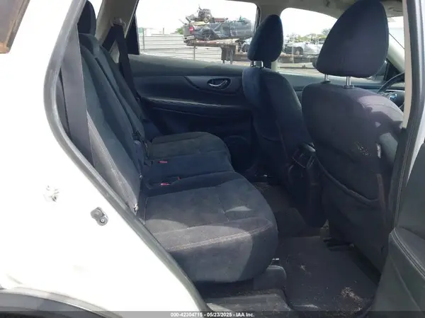 JN8AT2MT4GW018038 2016 NISSAN ROGUE - Image 8
