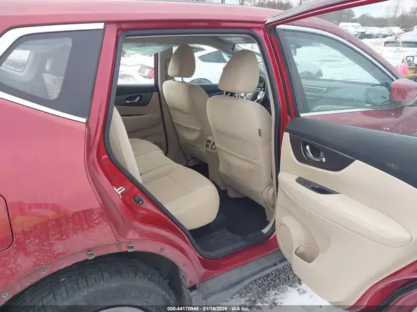 JN8AT2MT4GW018542 2016 NISSAN ROGUE - Image 8