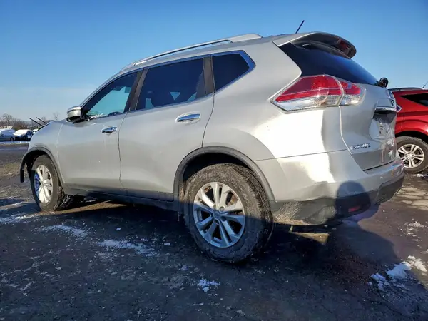 JN8AT2MT4GW020467 2016 NISSAN ROGUE - Image 2