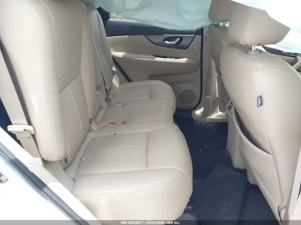 JN8AT2MT4GW021103 2016 NISSAN ROGUE - Image 8