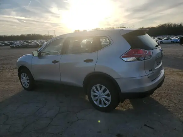 JN8AT2MT4GW022641 2016 NISSAN ROGUE - Image 2