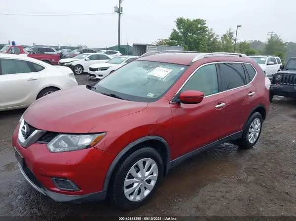 JN8AT2MT4GW023577 2016 NISSAN ROGUE - Image 2