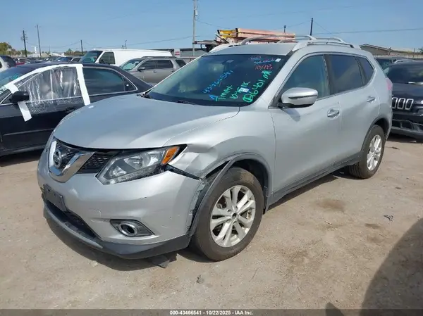 JN8AT2MT4GW026401 2016 NISSAN ROGUE - Image 2