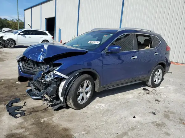 JN8AT2MT4HW135362 2017 NISSAN ROGUE - Image 1