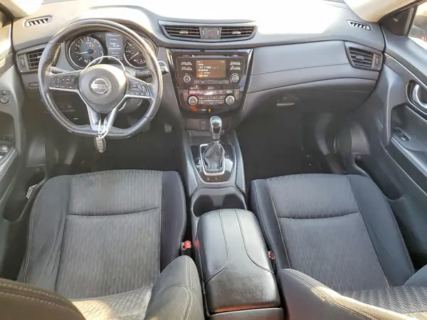 JN8AT2MT4HW135412 2017 NISSAN ROGUE - Image 8