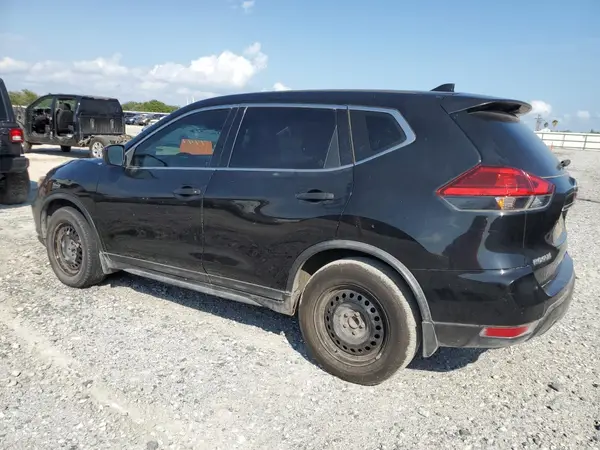 JN8AT2MT4HW136320 2017 NISSAN ROGUE - Image 2