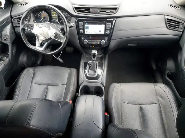 JN8AT2MT4HW141856 2017 NISSAN ROGUE - Image 8