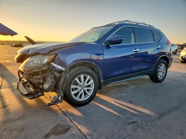 JN8AT2MT4HW143381 2017 NISSAN ROGUE - Image 1