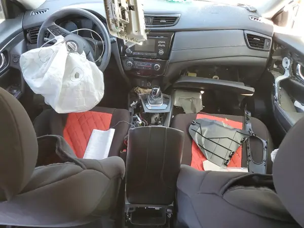 JN8AT2MT4HW144577 2017 NISSAN ROGUE - Image 8