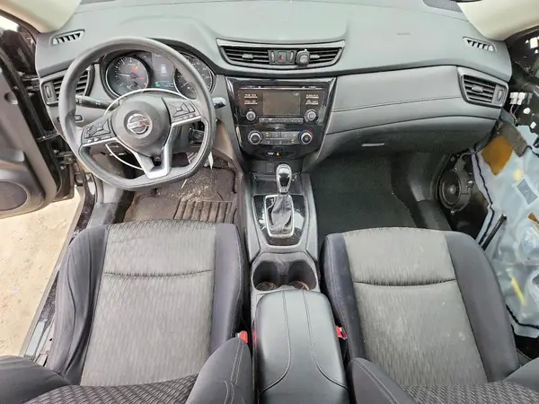 JN8AT2MT4HW147088 2017 NISSAN ROGUE - Image 8