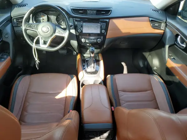 JN8AT2MT4HW149505 2017 NISSAN ROGUE - Image 8