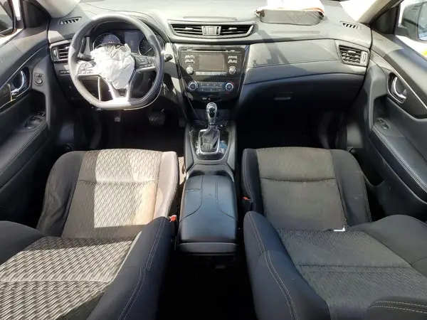 JN8AT2MT4HW150198 2017 NISSAN ROGUE - Image 8