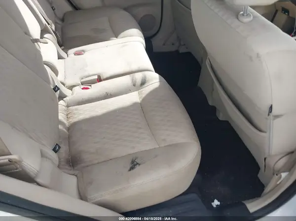 JN8AT2MT4HW152677 2017 NISSAN ROGUE - Image 8