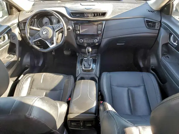 JN8AT2MT4HW154347 2017 NISSAN ROGUE - Image 8